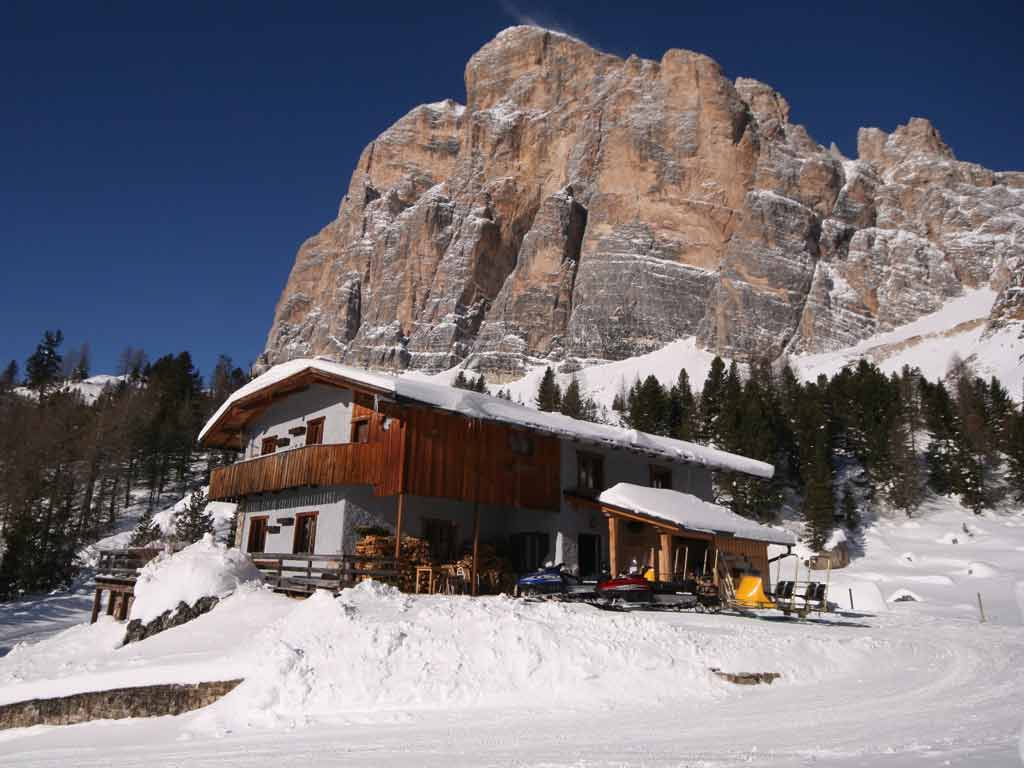 CAI - Sez.San Vito di Cadore - Escursione serale rifugio Dibona
